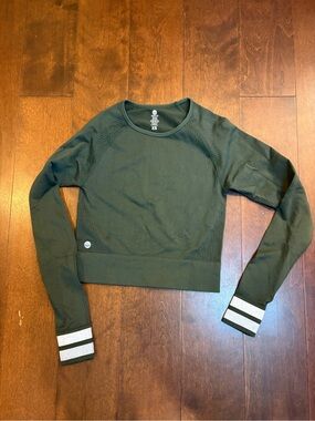 Athletic Crewneck Crop Sweater - Olive Green - XS